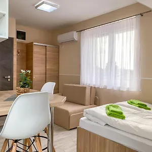 Fasor Vendeghaz Aparthotel Szegedin